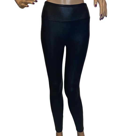 SPANX Black Flattering Faux Leather Ankle Length Leggings Size Small Petite EUC - Picture 2 of 9